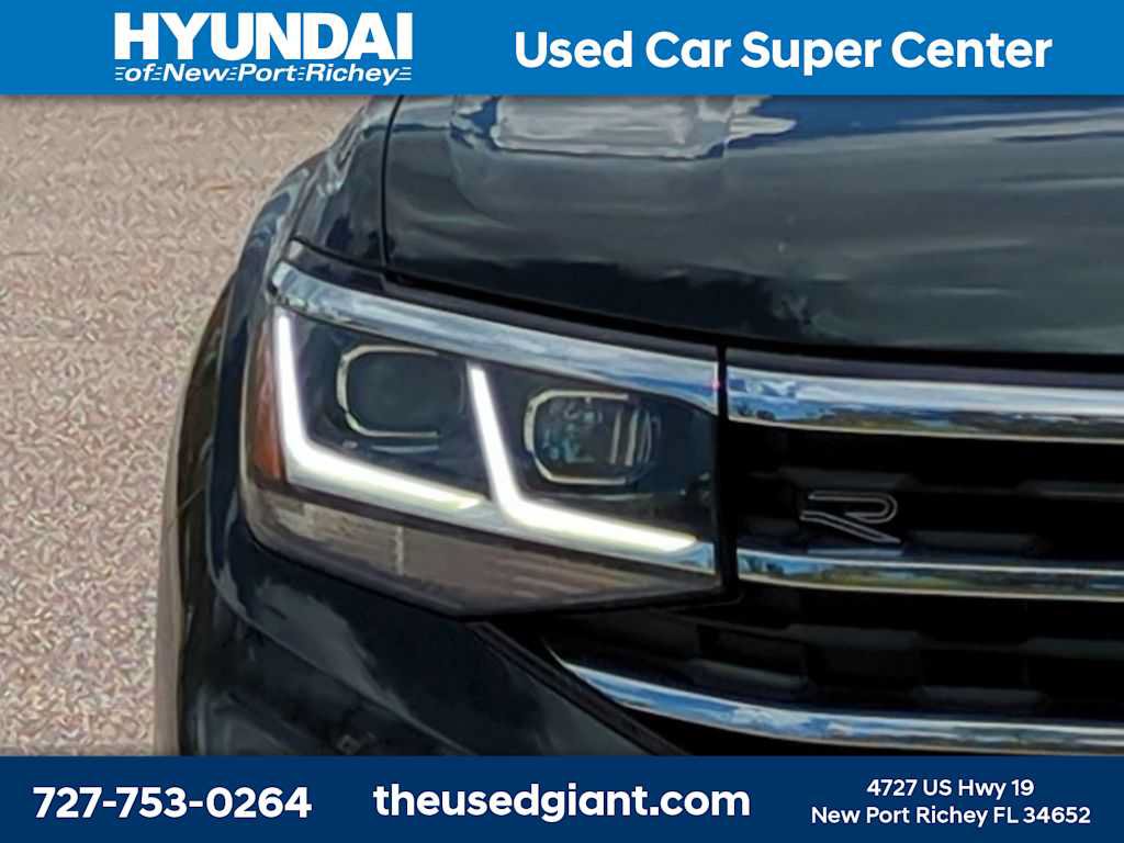 Used 2021 Volkswagen Atlas SEL R-Line FWD image 9