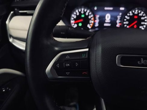 Used 2022 Jeep Compass Limited image 24