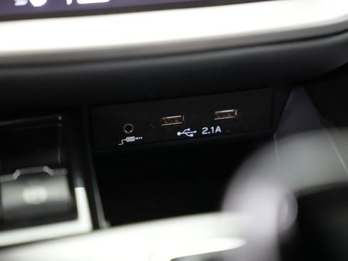 Used 2020 Subaru Outback Limited image 29