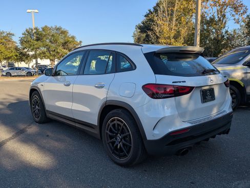 Certified 2022 Mercedes-Benz GLA 35 AMG 4MATIC image 8