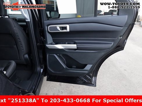 Used 2024 Ford Explorer XLT image 19