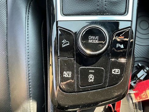Used 2023 Kia Sportage EX FWD image 22