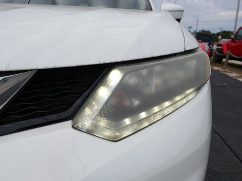 Used 2015 Nissan Rogue SL image 9