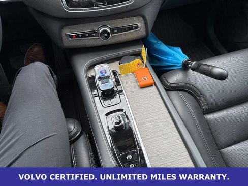 Certified 2023 Volvo XC90 B6 Ultimate w/ Protection Package Premier image 27