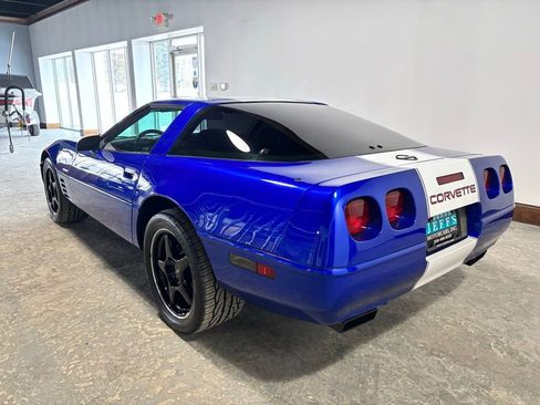 Used 1994 Chevrolet Corvette Base image 9