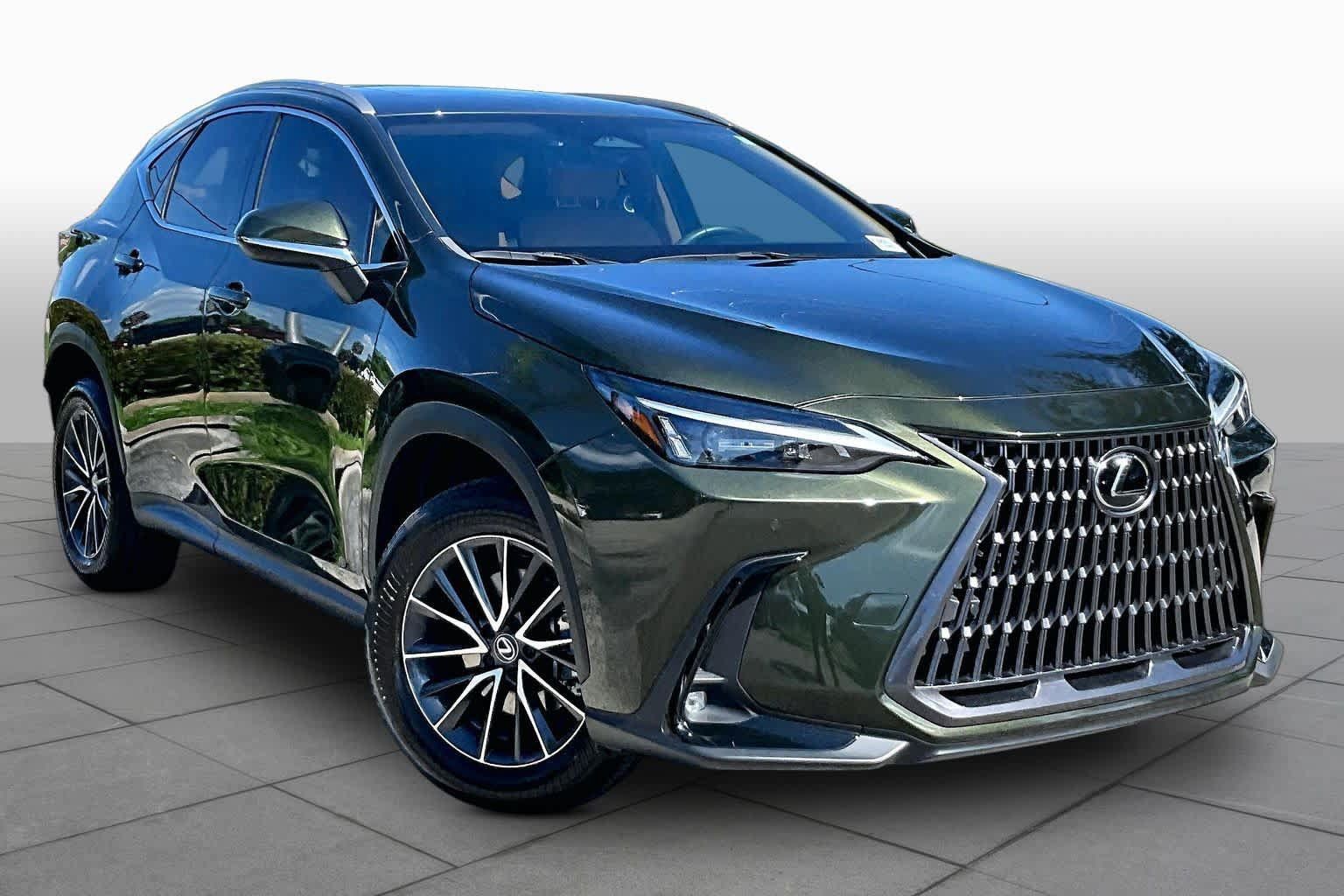 Used 2024 Lexus NX 250 FWD w/ Towing Package (2000 Lbs) image 3