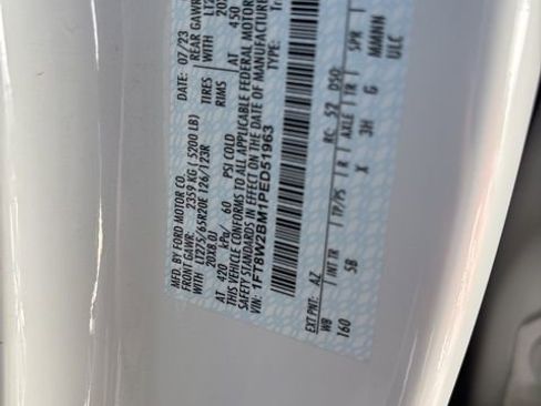 Used 2023 Ford F250 Lariat w/ Lariat Ultimate Package image 5