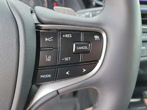 Used 2023 Lexus ES 350 w/ Premium Package FWD image 22