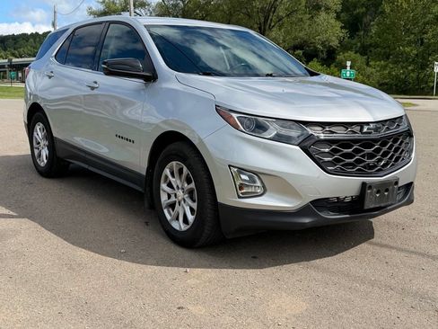 Used 2019 Chevrolet Equinox LT FWD image 1