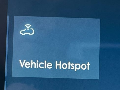 Certified 2023 Lincoln Nautilus AWD w/ Premium Package image 27