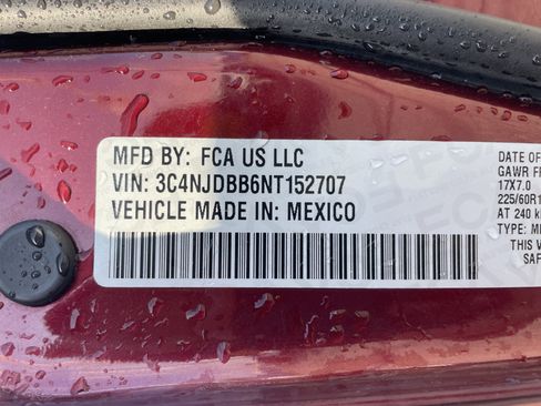 Used 2022 Jeep Compass Latitude image 5