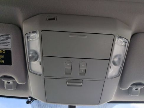 Used 2013 Toyota Tundra Platinum AWD/4WD image 26