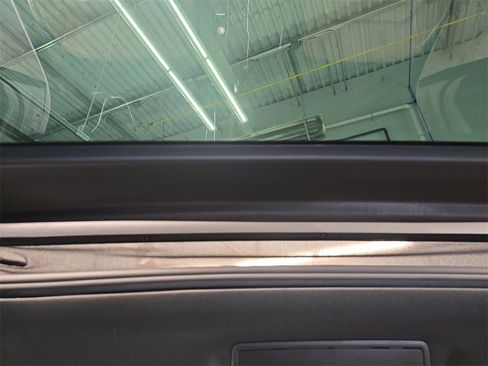 Used 2022 Volkswagen Atlas Cross Sport SEL Premium R-Line image 15