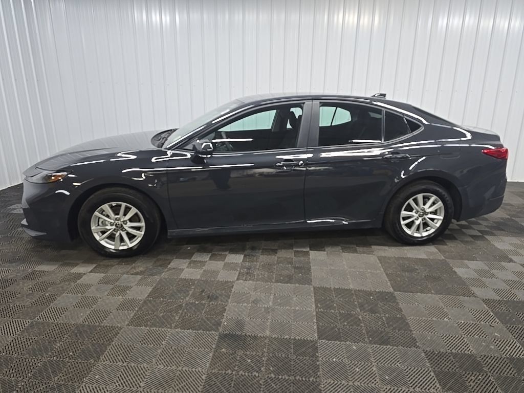 Used 2025 Toyota Camry LE w/ Convenience Package AWD/4WD image 5