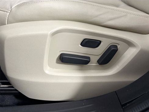 Certified 2022 MAZDA CX-9 Touring w/ Touring Premium Package image 32