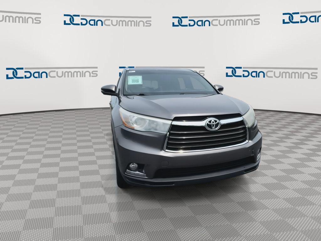 Used 2015 Toyota Highlander Limited AWD/4WD image 3
