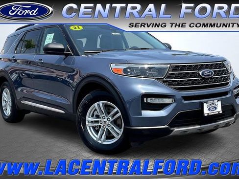Certified 2021 Ford Explorer XLT w/ Equipment Group 202A image 1