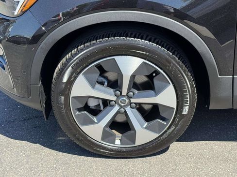 Certified 2026 Volvo XC40 B5 Plus w/ Protection Package Premier AWD/4WD image 8