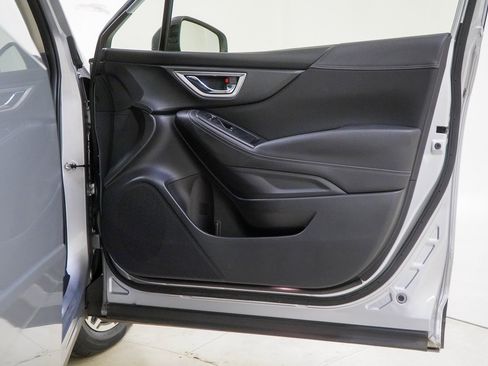 Used 2023 Subaru Forester Premium image 35