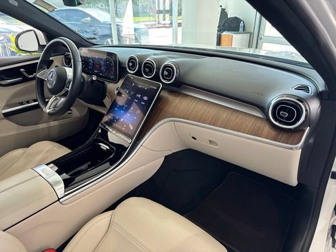Used 2024 Mercedes-Benz C 300 4MATIC Sedan image 50