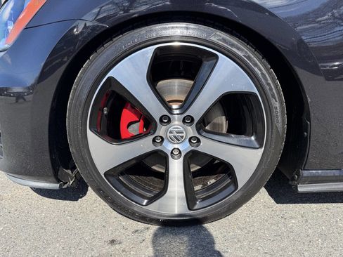 Used 2015 Volkswagen GTI S image 22