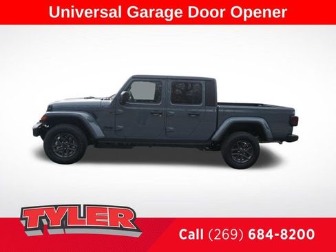 New 2026 Jeep Gladiator Sport image 4