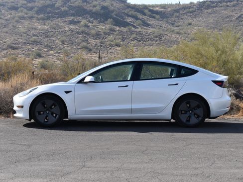 Used 2021 Tesla Model 3 Long Range AWD/4WD image 6