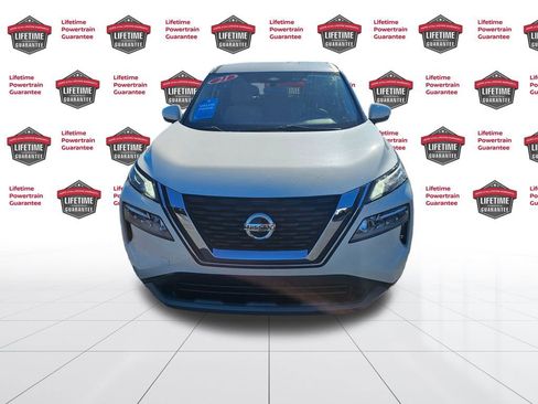 Certified 2021 Nissan Rogue SV image 4