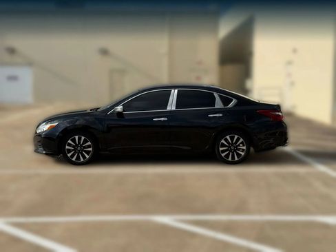 Used 2018 Nissan Altima 2.5 SV image 5