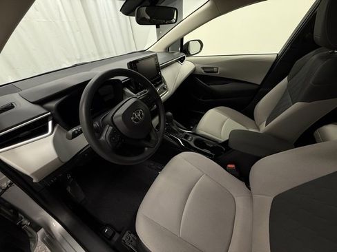 Certified 2022 Toyota Corolla LE image 11