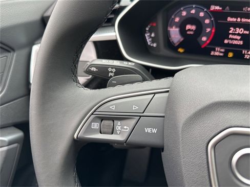 New 2025 Audi Q3 2.0T Premium image 15
