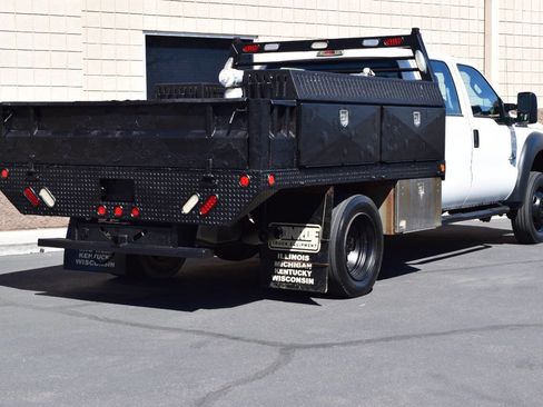 Used 2014 Ford F550 4x4 Crew Cab Super Duty image 6