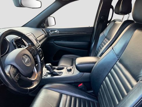 Used 2020 Jeep Grand Cherokee Limited X image 21