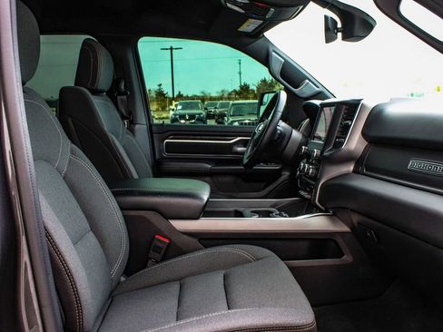 Used 2024 RAM 1500 Big Horn AWD/4WD image 37