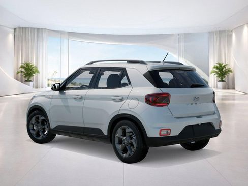 New 2026 Hyundai Venue SEL FWD image 5