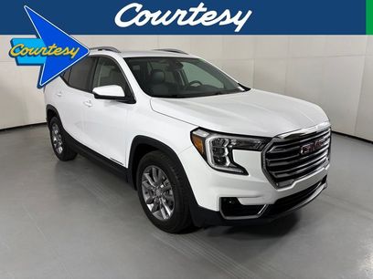 Used 2024 GMC Terrain SLT