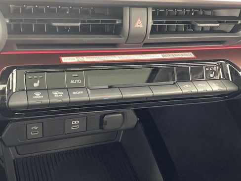 Certified 2024 Toyota Prius Prime XSE image 20