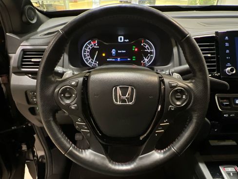 Used 2023 Honda Ridgeline Black Edition image 16