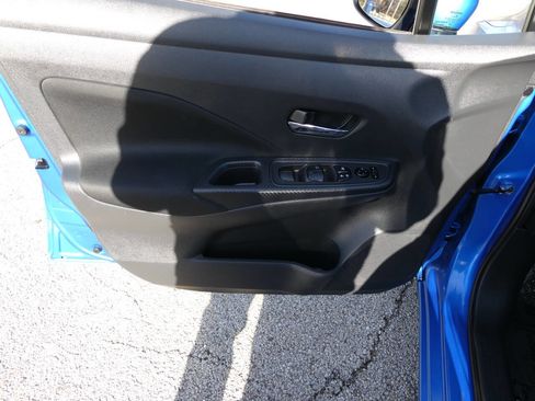 Used 2021 Nissan Versa SV image 22