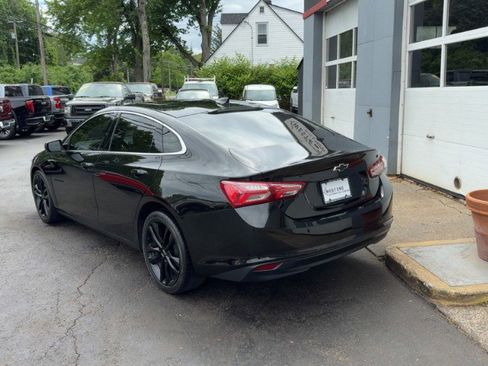 Used 2021 Chevrolet Malibu LT w/ Midnight Edition FWD image 6
