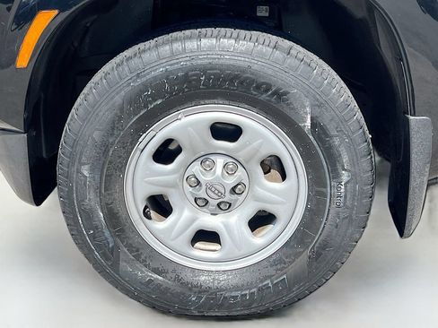Used 2023 Nissan Frontier S w/ Technology Package AWD/4WD image 28
