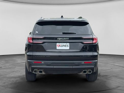 Used 2025 GMC Acadia Elevation w/ Elevation Premium Package AWD/4WD image 9