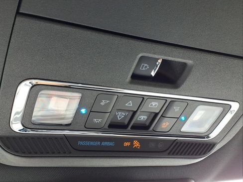 Used 2025 Ford F150 Raptor AWD/4WD image 23