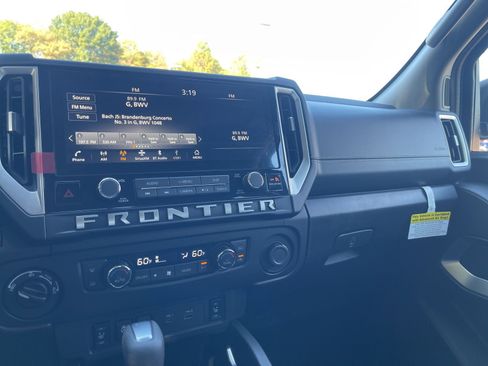New 2026 Nissan Frontier SV w/ SV Convenience Package image 19