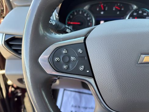 Used 2020 Chevrolet Traverse LT w/ LT Premium Package image 22