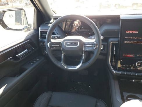 New 2026 GMC Yukon XL Denali w/ Sun & Power Step Package AWD/4WD image 13