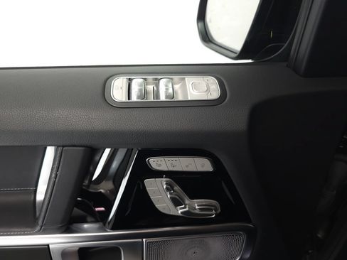 Used 2025 Mercedes-Benz G 580 w/ Seat Comfort Package image 6