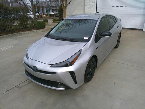 Used 2022 Toyota Prius image 6