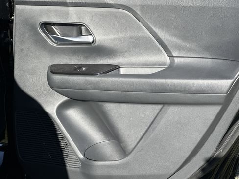 New 2026 Nissan Kicks SV image 16