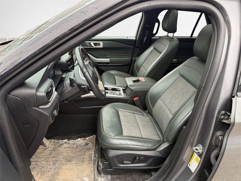 Used 2023 Ford Explorer Timberline image 12